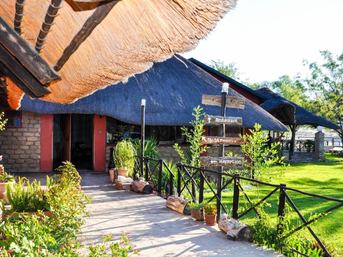 Die Dam - Transkalahari End Resort Gobabis Esterno foto