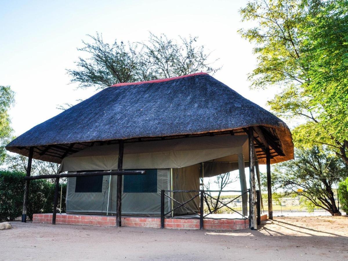 Die Dam - Transkalahari End Resort Gobabis Esterno foto